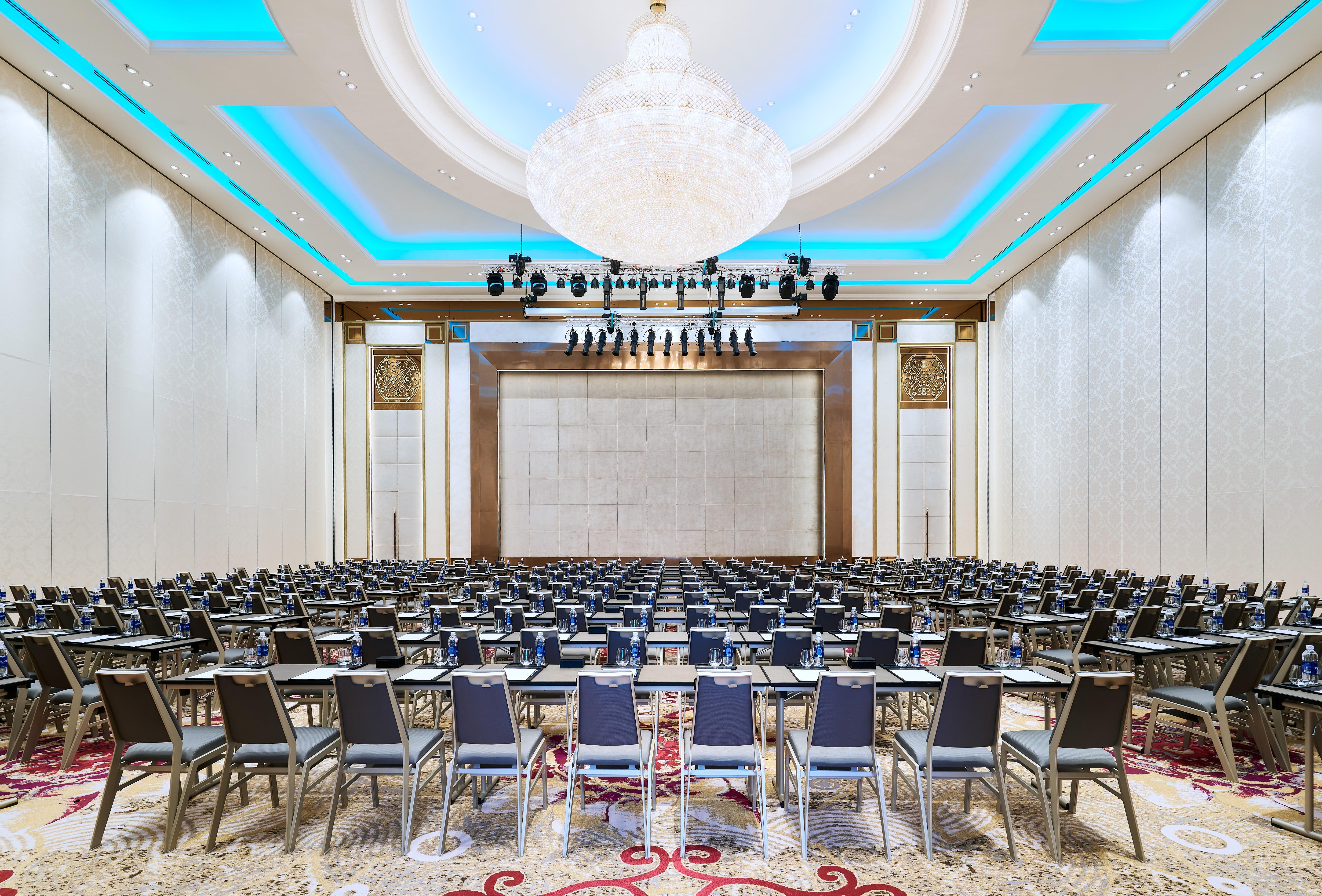 Dưỡng Và Trung Tâm Hội Nghị Sheraton Grand 5* Đà Nẵng