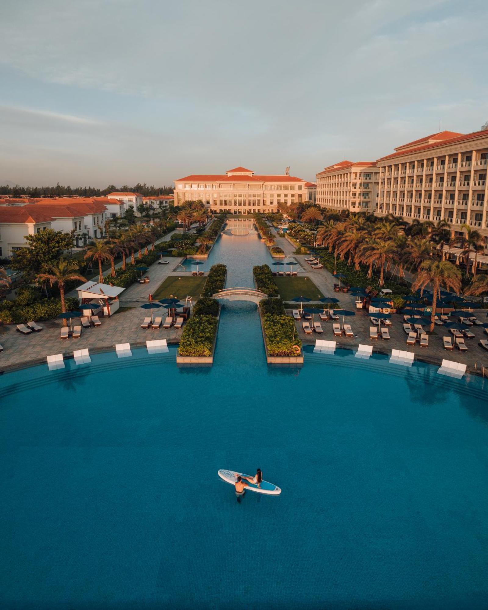 Khu nghỉ mát Dưỡng Và Trung Tâm Hội Nghị Sheraton Grand 5*