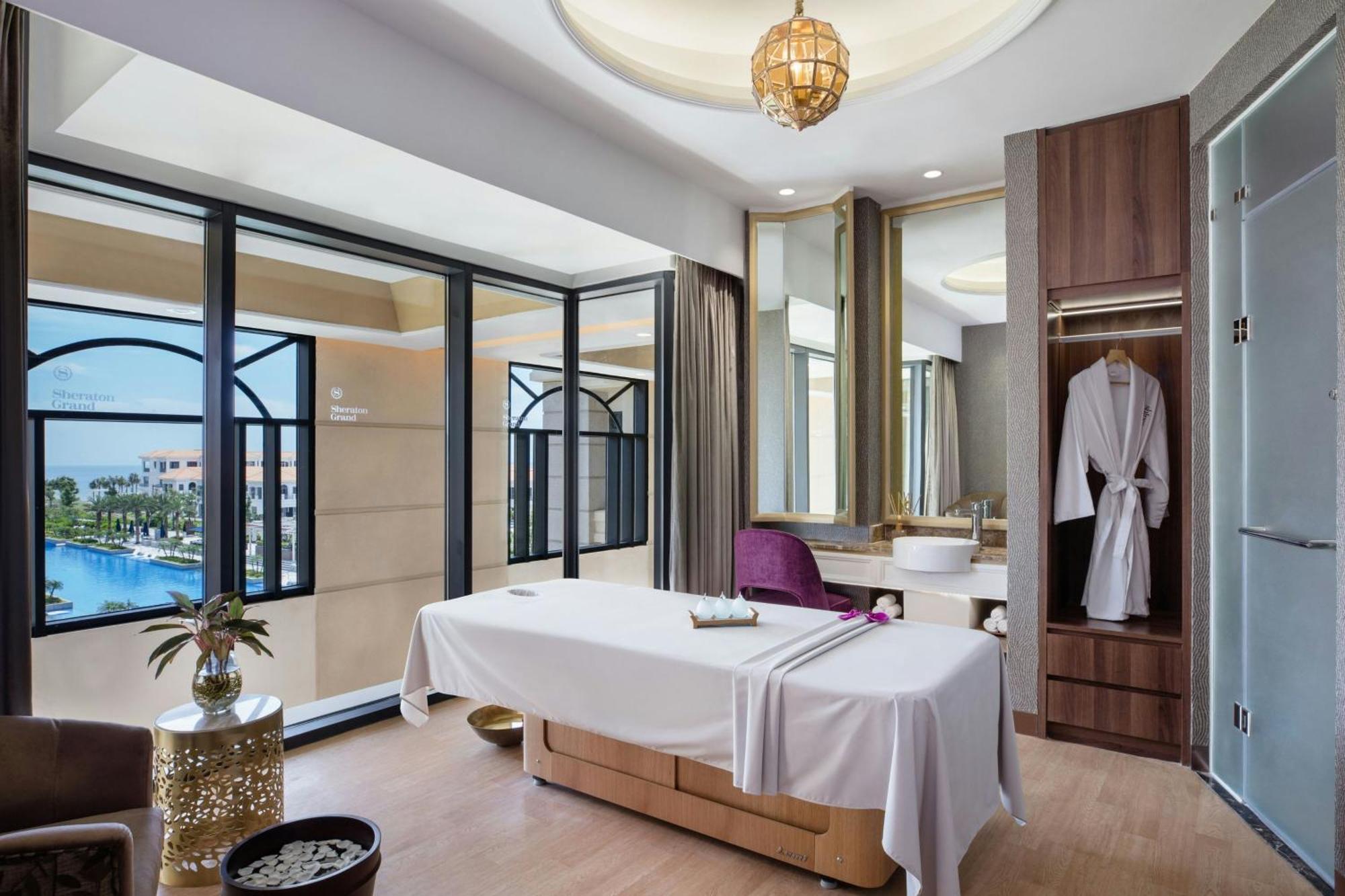 Khu nghỉ mát Dưỡng Và Trung Tâm Hội Nghị Sheraton Grand Đà Nẵng