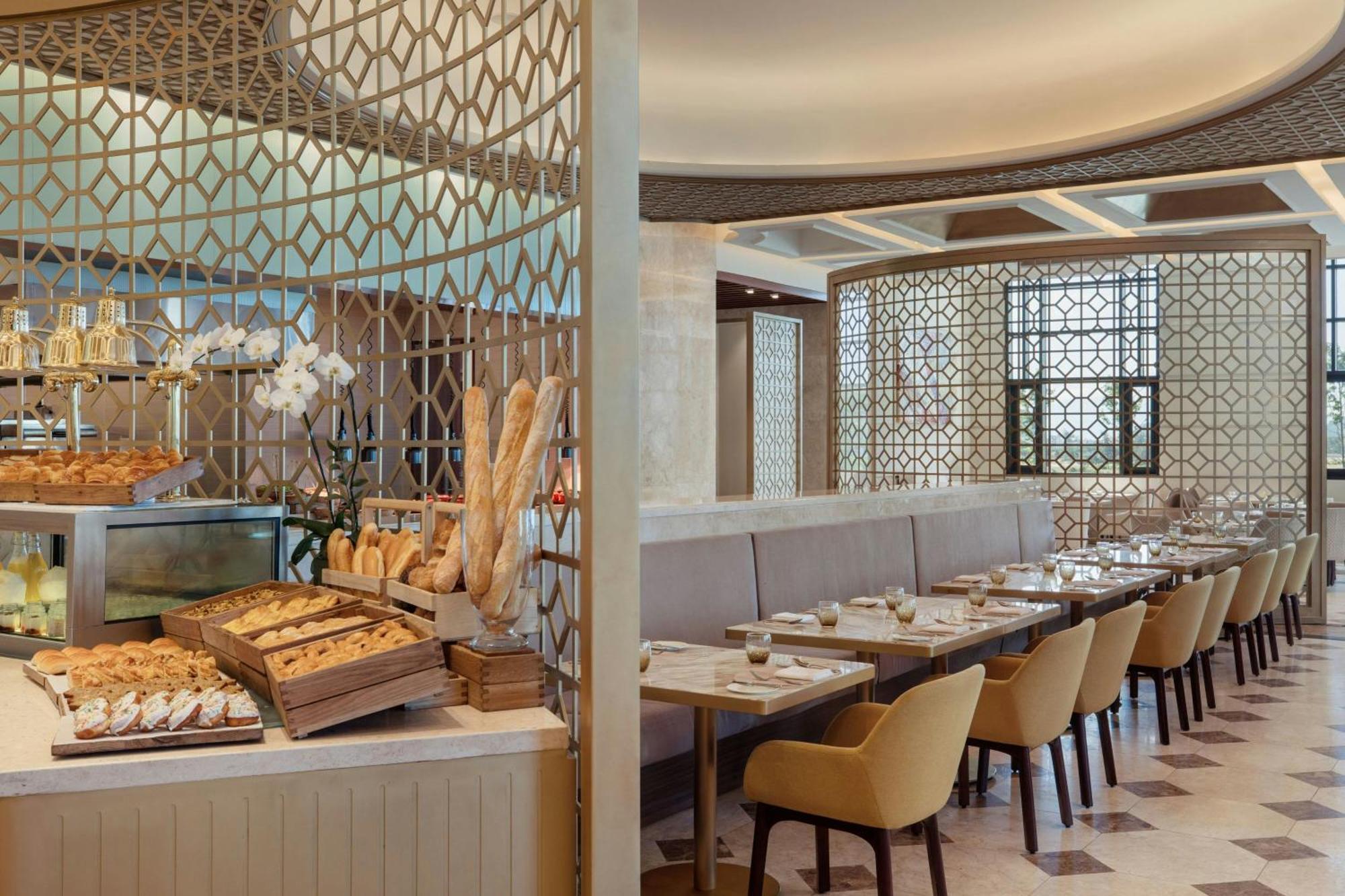 Khu nghỉ mát Dưỡng Và Trung Tâm Hội Nghị Sheraton Grand 5*